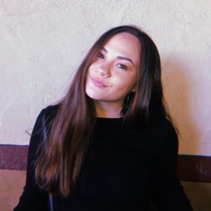 Meet your Posher, Alyssa